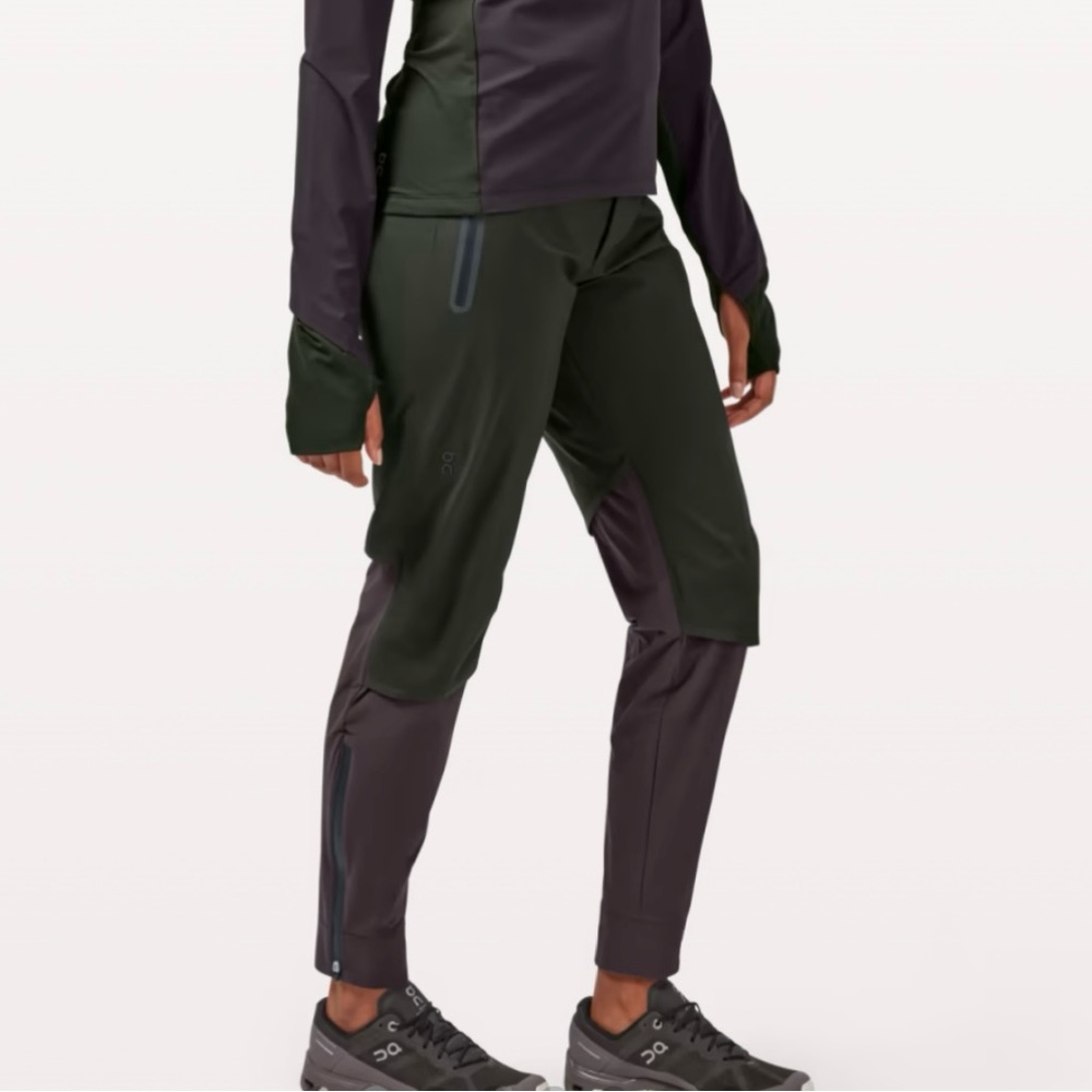 On Cloud Women’s Waterproof Pants
